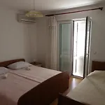 Nocleg ze śniadaniem Maestral Rab 3*