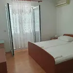 Maestral Rab Nocleg ze śniadaniem 3*