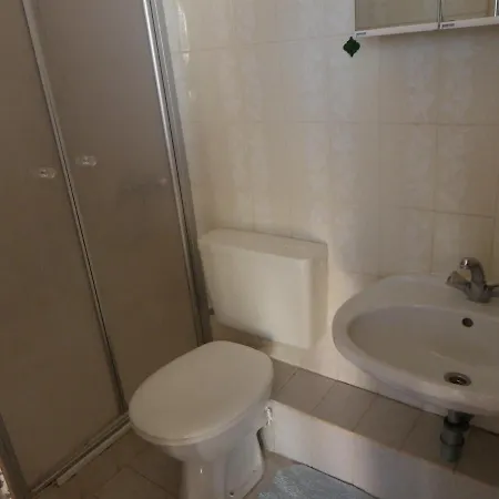 فندق مبيت وإفطار Maestral Rab